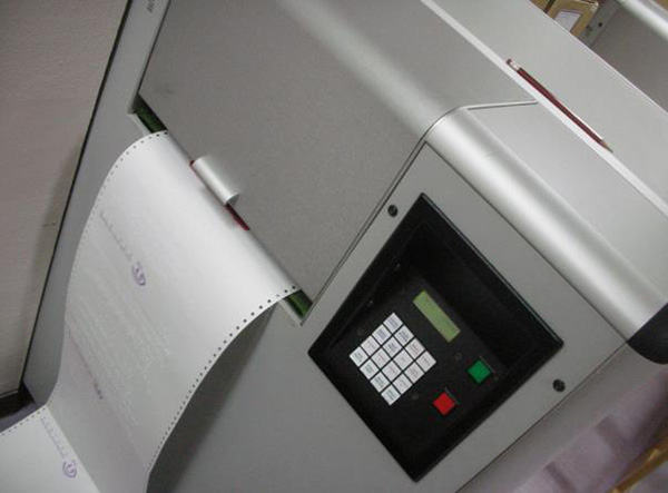 Braille embosser