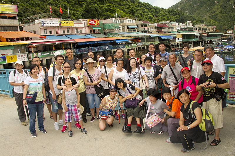 Outdoor Activities for the deafblinds and their families (1)