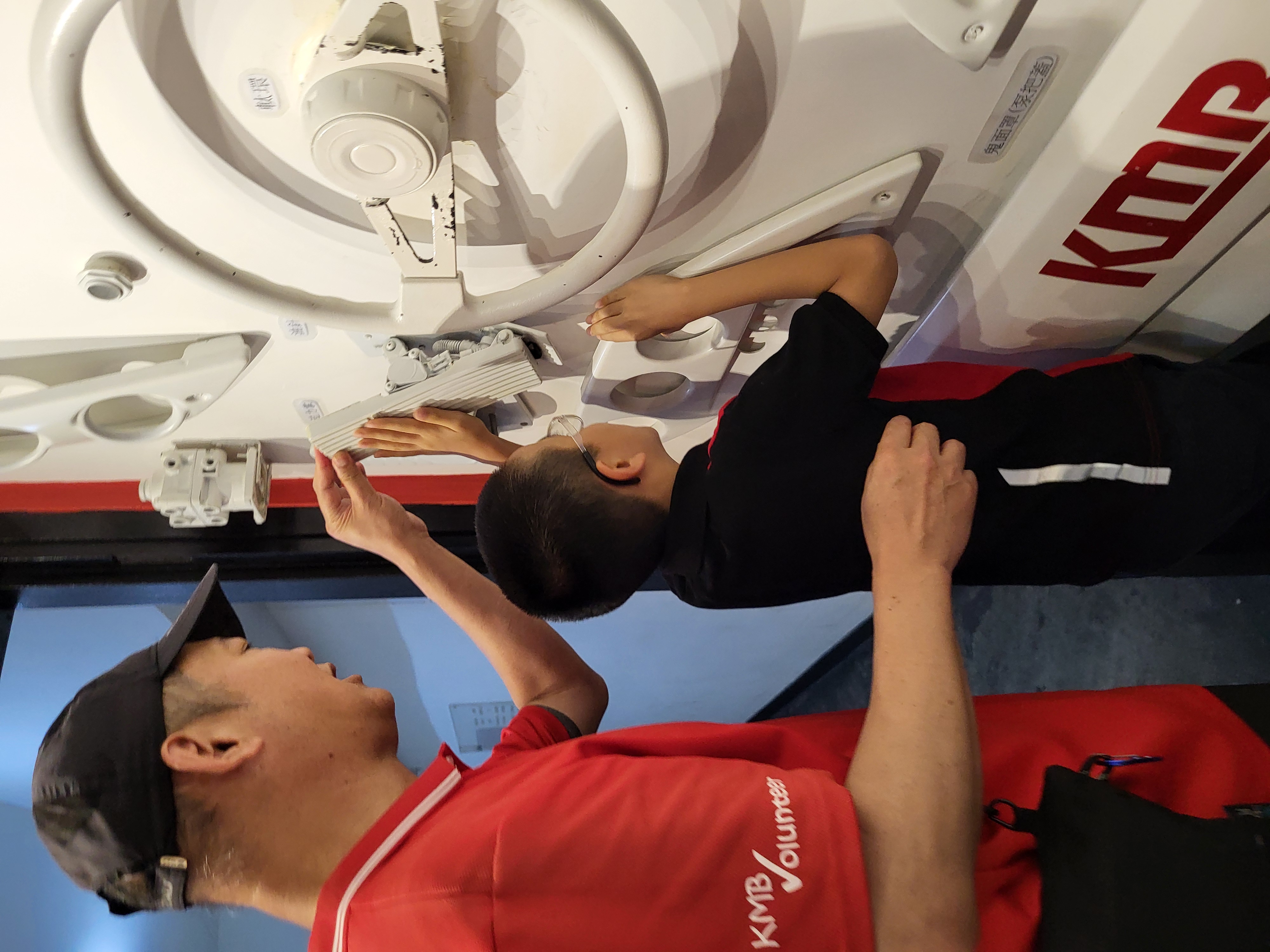 參觀活動中特別設有多項為視障人士量身打造的元素,例如觸感體驗和聲音導航等。