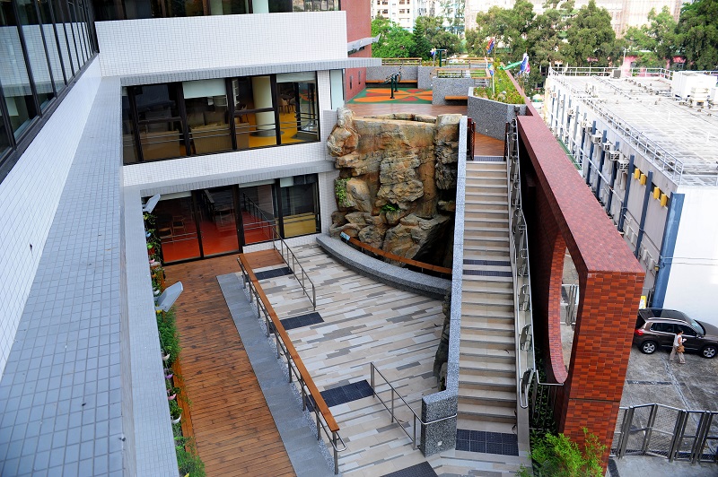 Yan Hong Building