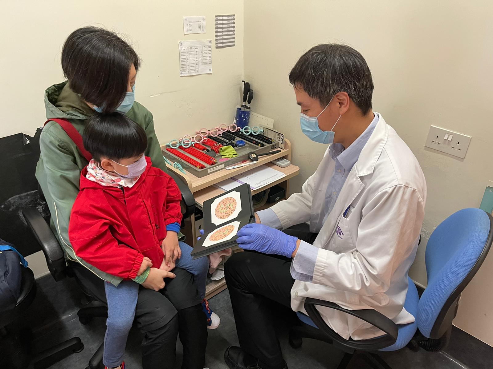 Conducting Colour Vision Assessment by the Optometrist